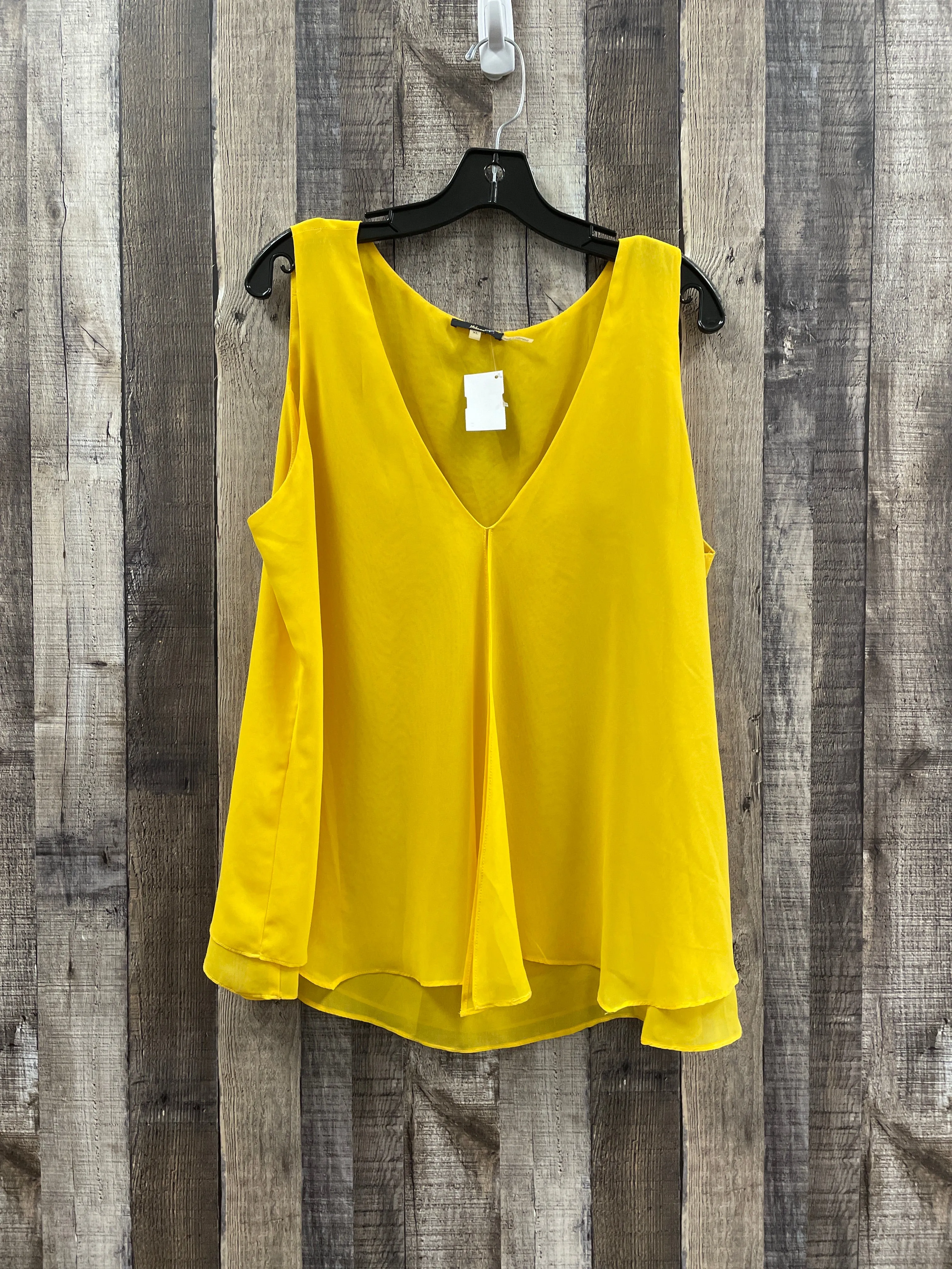Blouse Sleeveless By Milano In Gold, Size: Xl