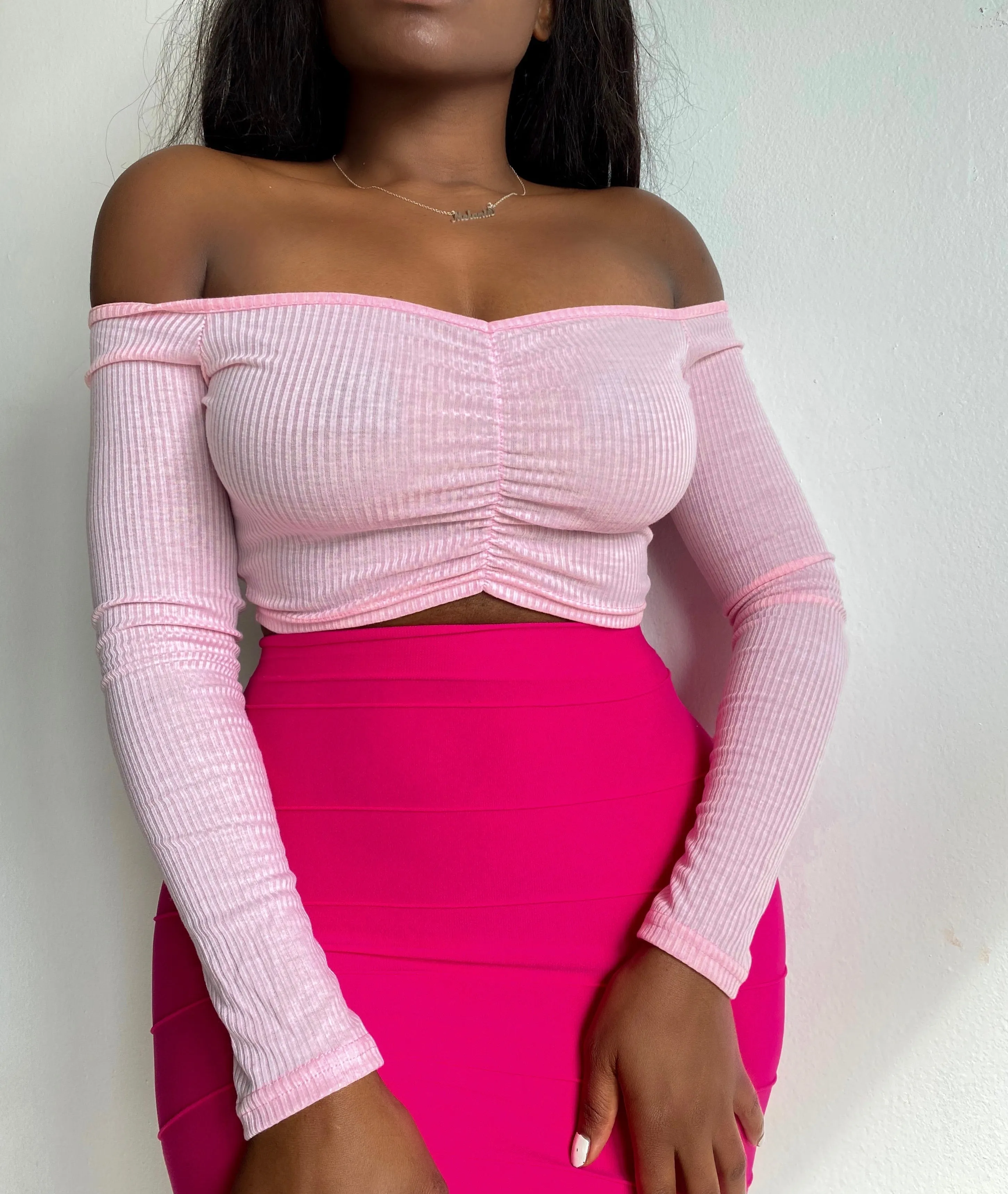 COLOR POP OFF- SHOULDER CROP | TOP (S-XL)