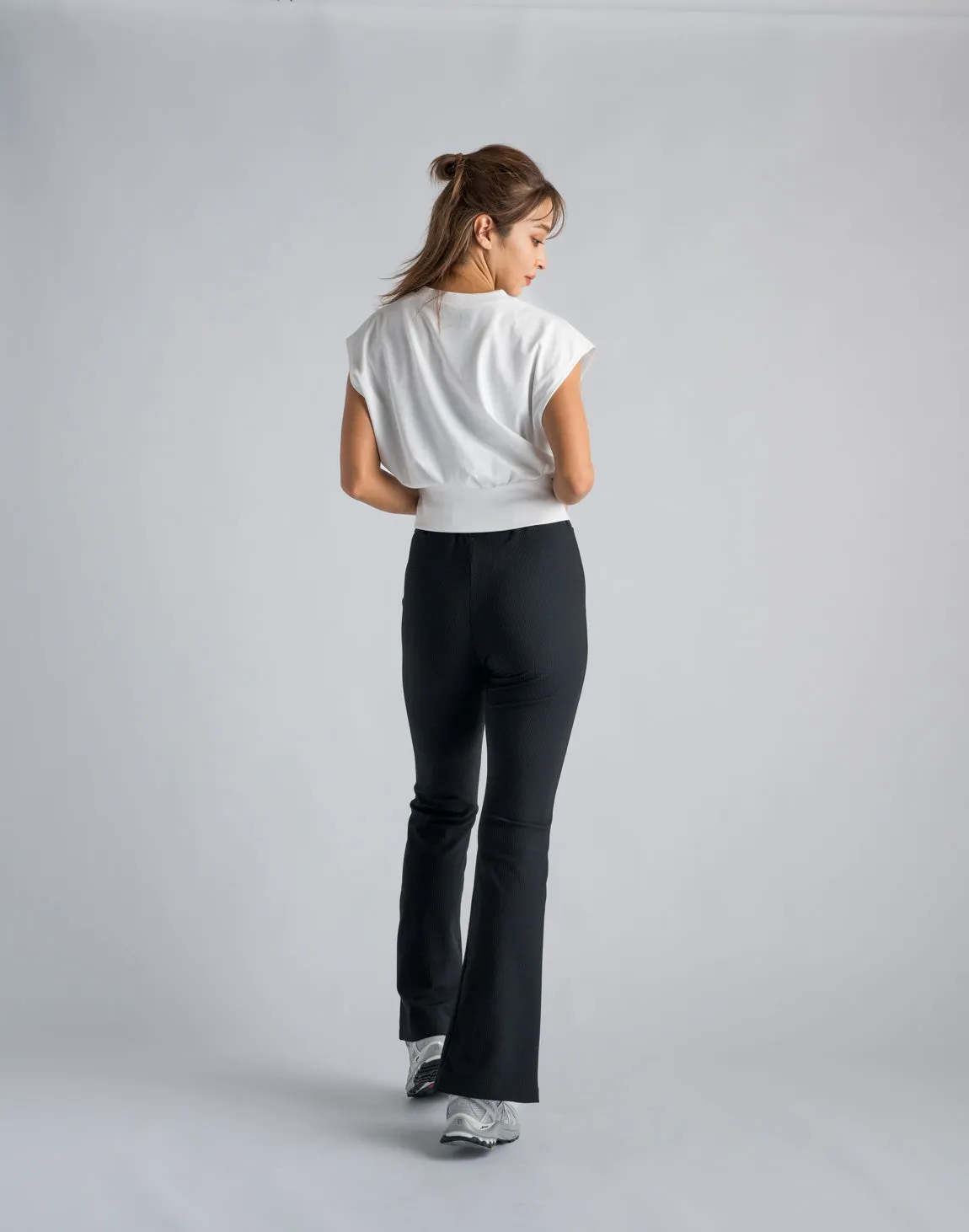 CRONOS WOMEN LOGO SLEEVELESS【WHITE】