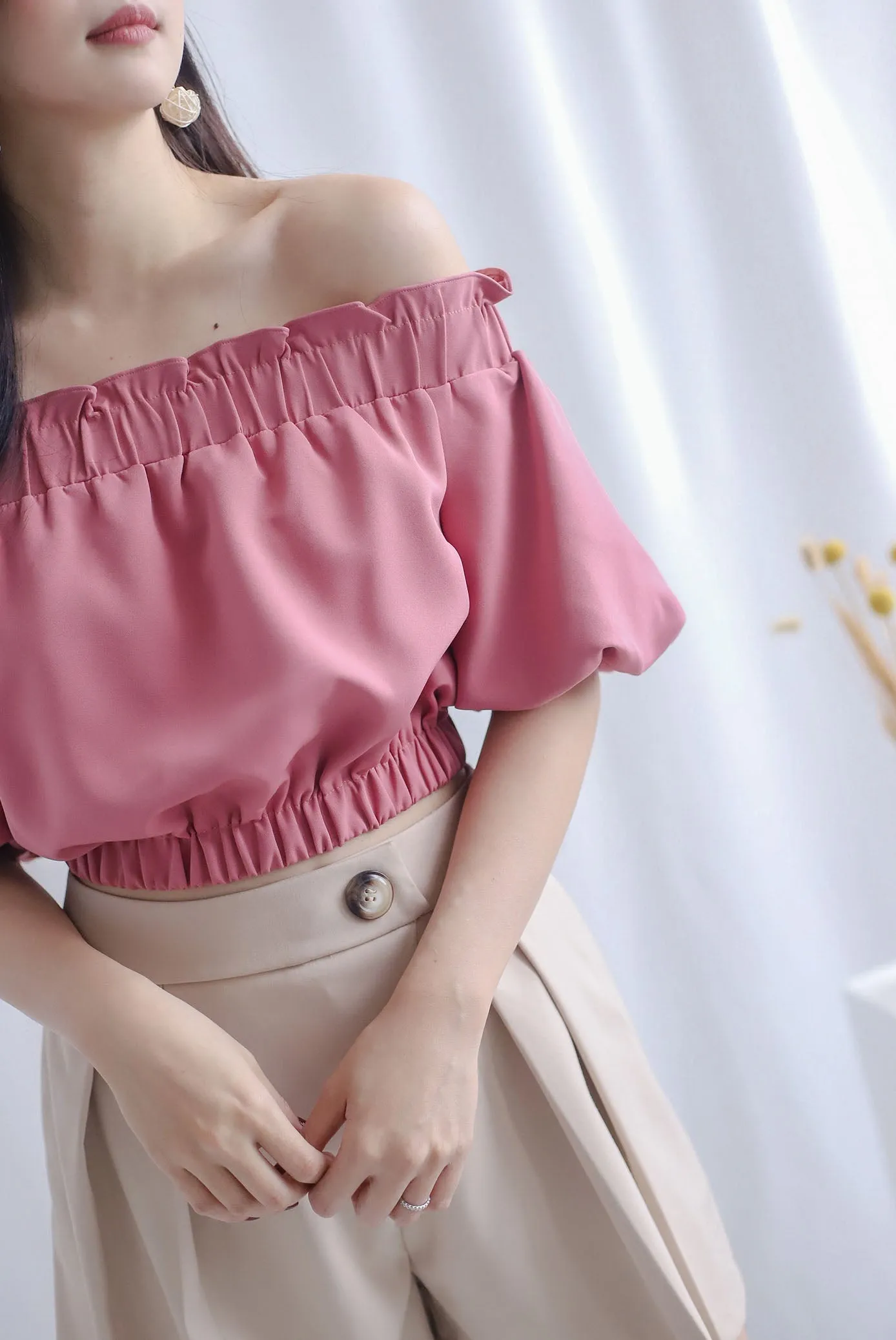Eliot Off Shoulder Top In Tea Rose