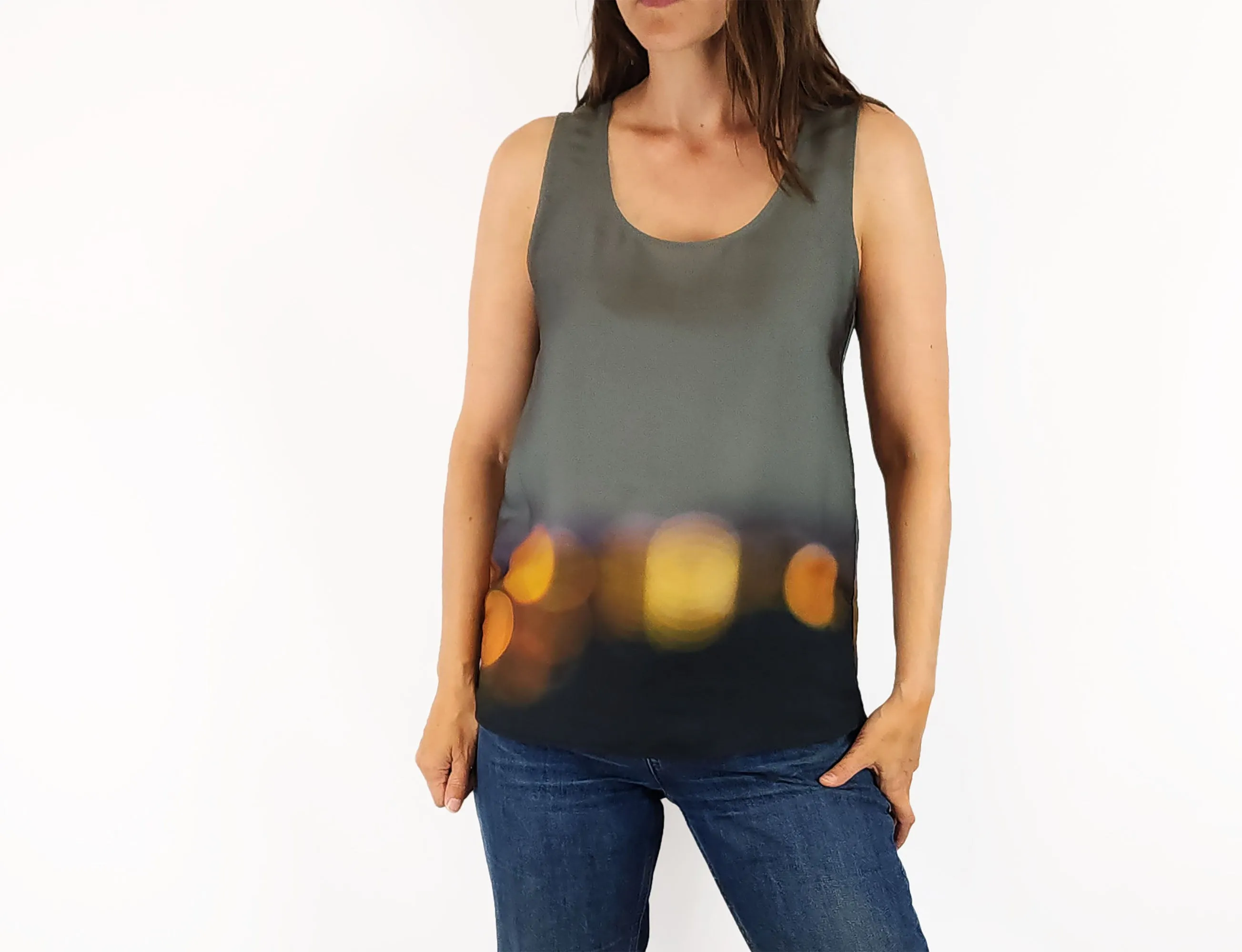 Elk green silky feel top size XS (note: small pull)