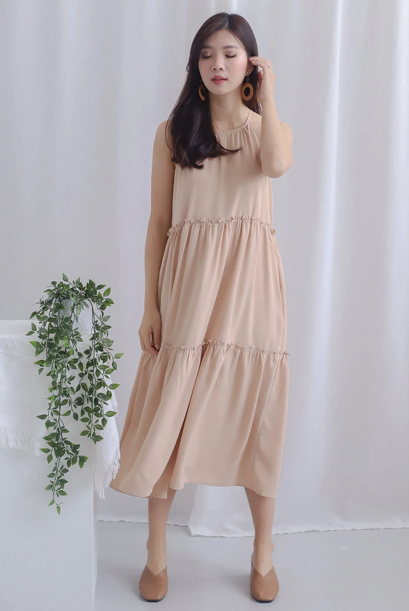 Gem Halter Tiered Dress In Wheat
