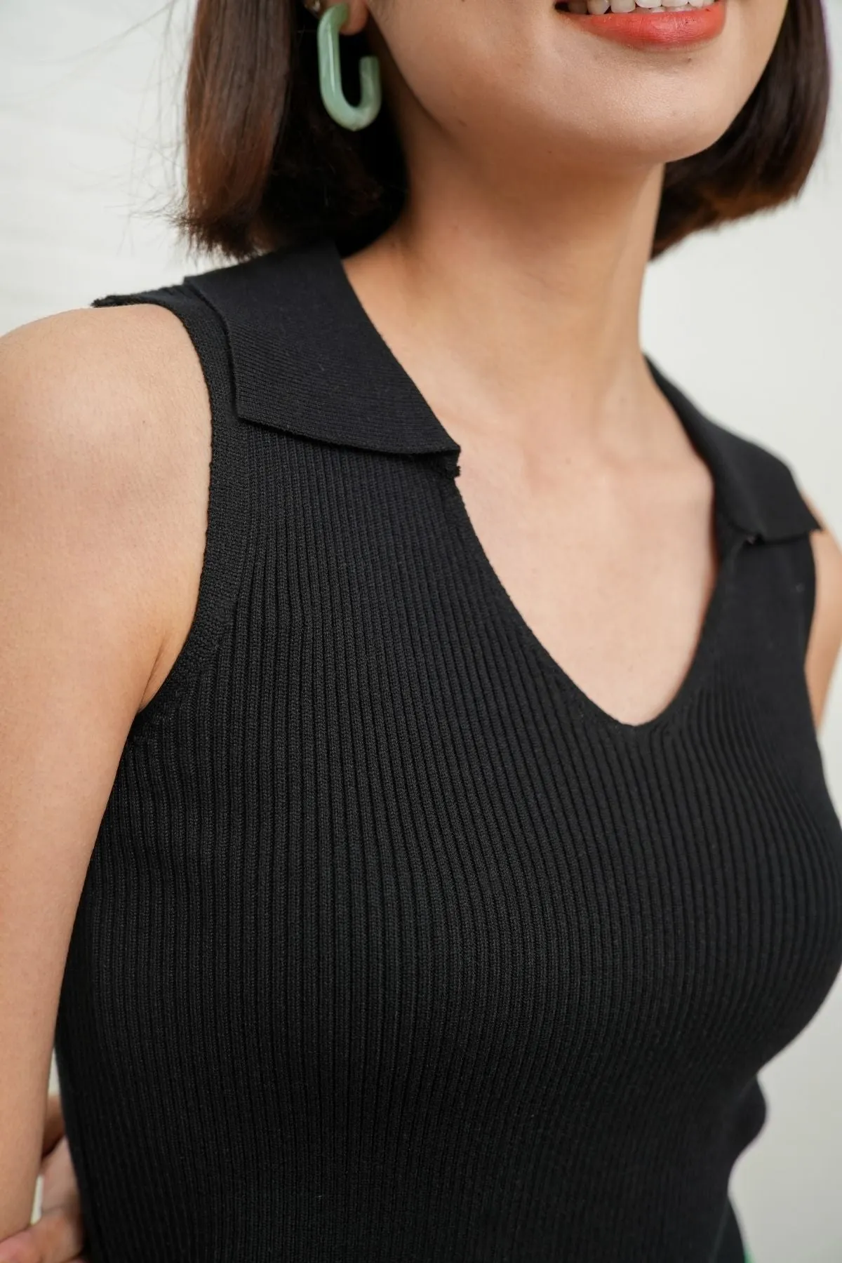 GIGI Sleeveless Collared Rib-Knit Top (Black)