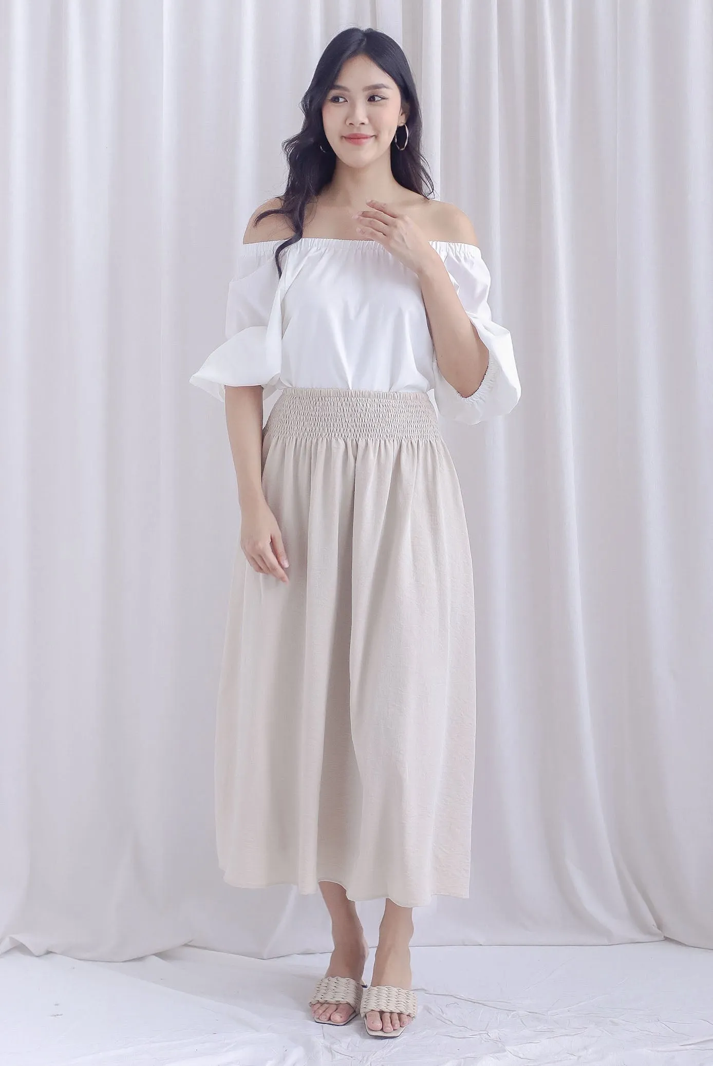 Mozella Two Way Off Shoulder Top In White