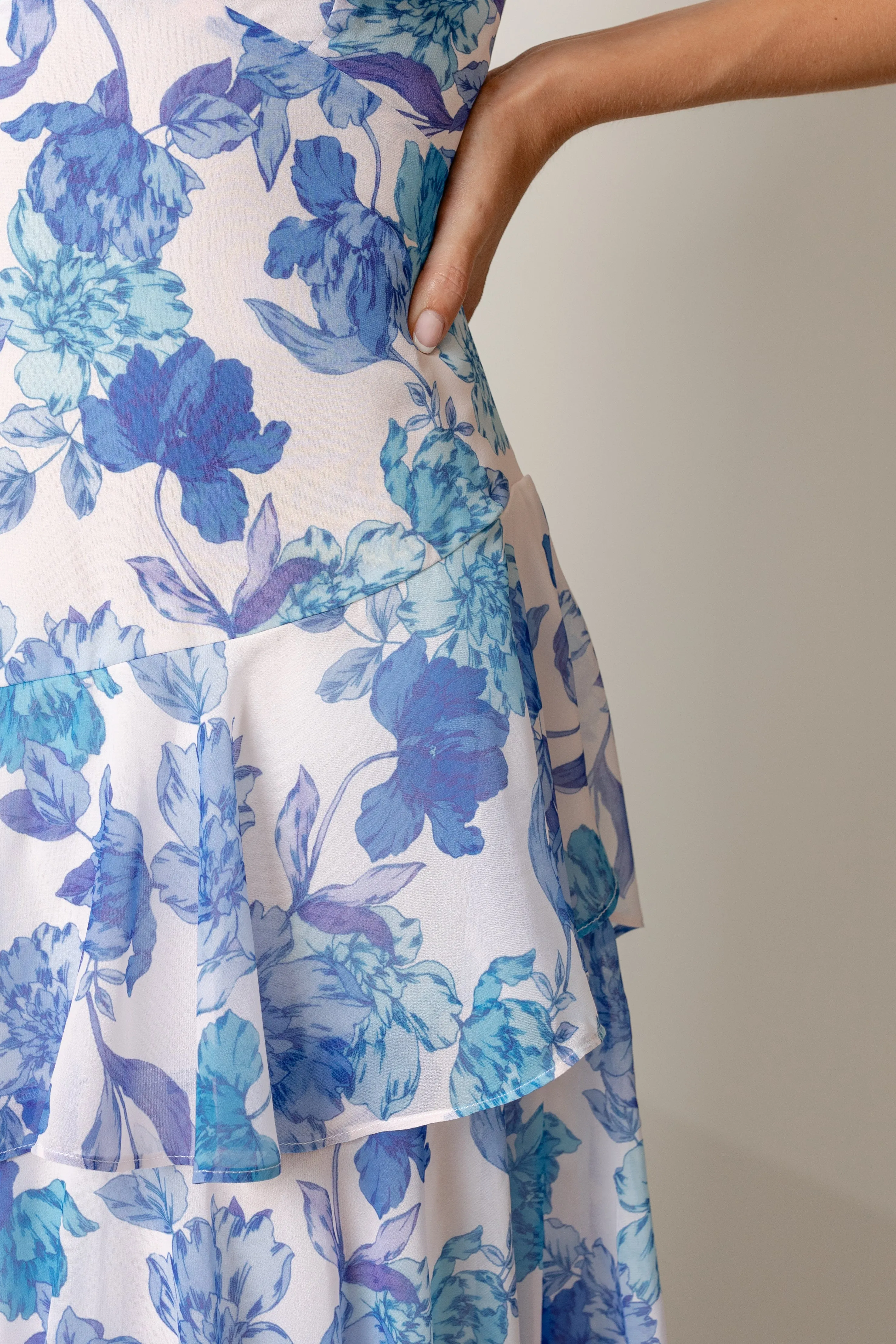 NASDI BACKLESS MAXI DRESS - White Blue Print