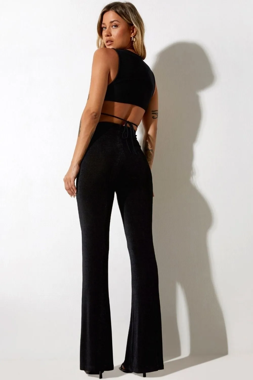 New In Fashion Black Sleeveless Crop Top