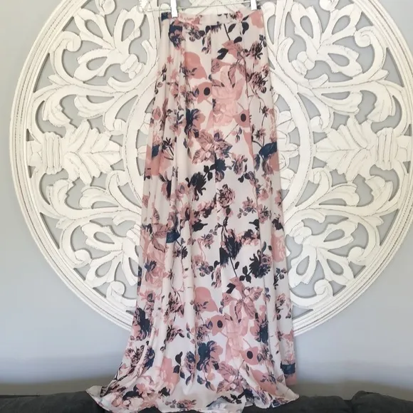 NEW Yumi Kim “Gypset” Maxi Skirt Floral Button Front Flowy Lined Feminine Luxury