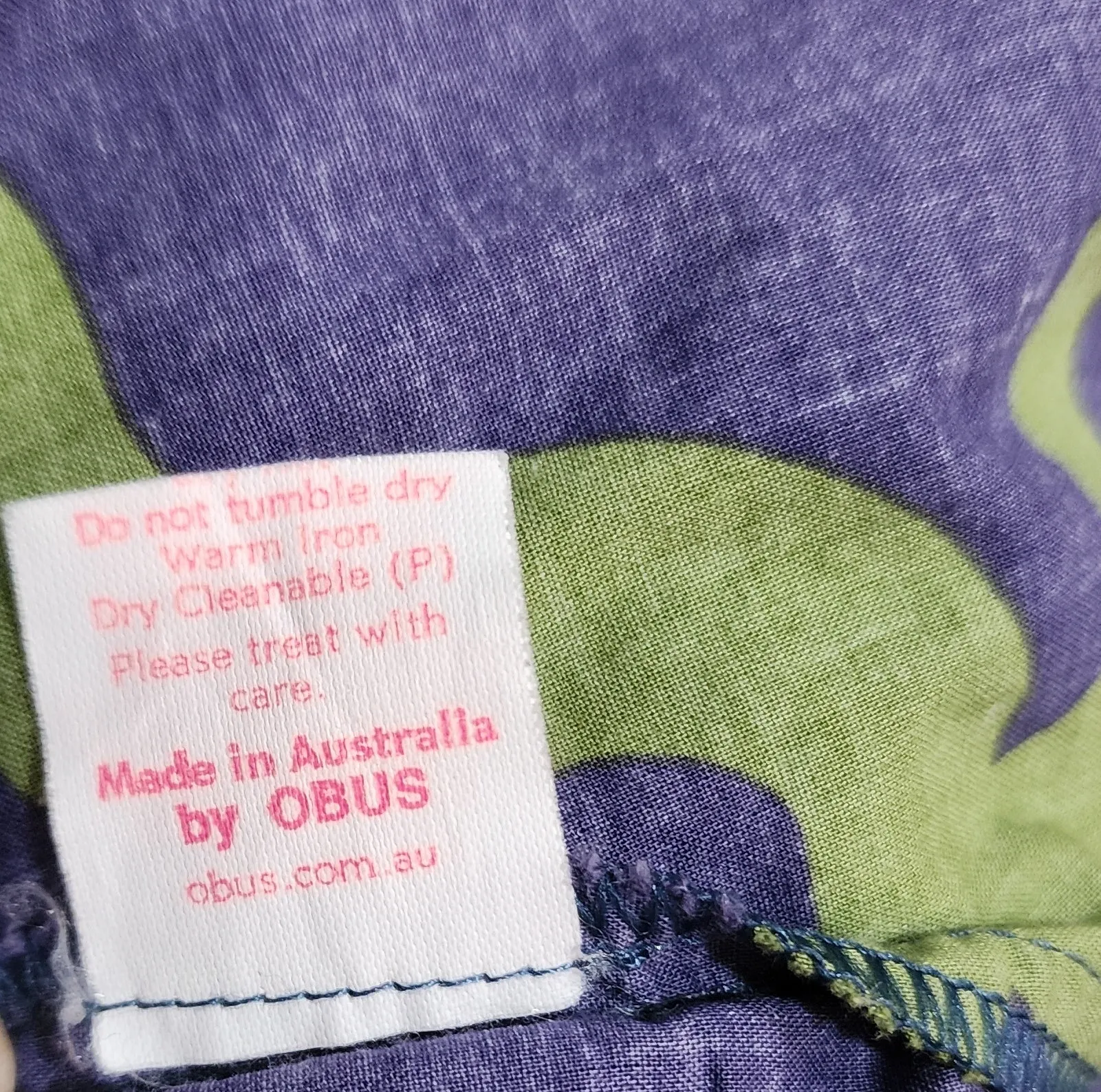 Obus purple unique print top size 0, fits 6 and 8
