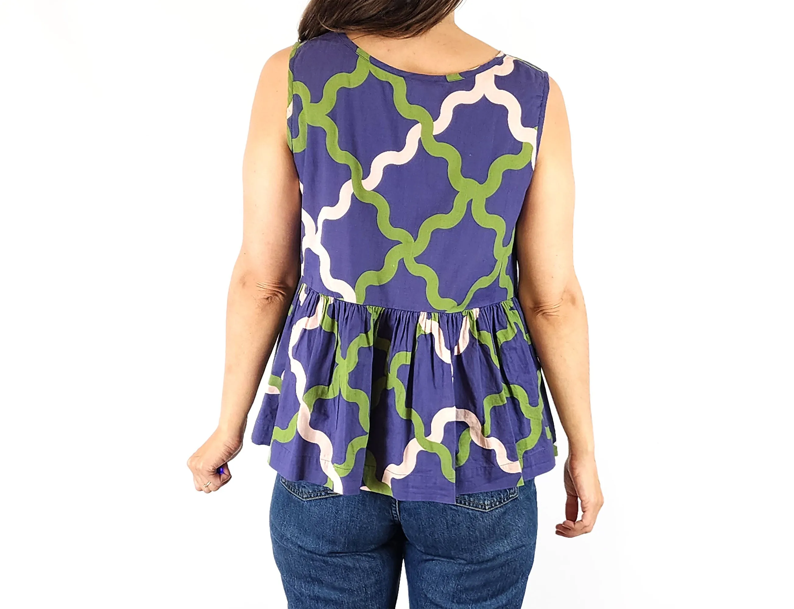 Obus purple unique print top size 0, fits 6 and 8
