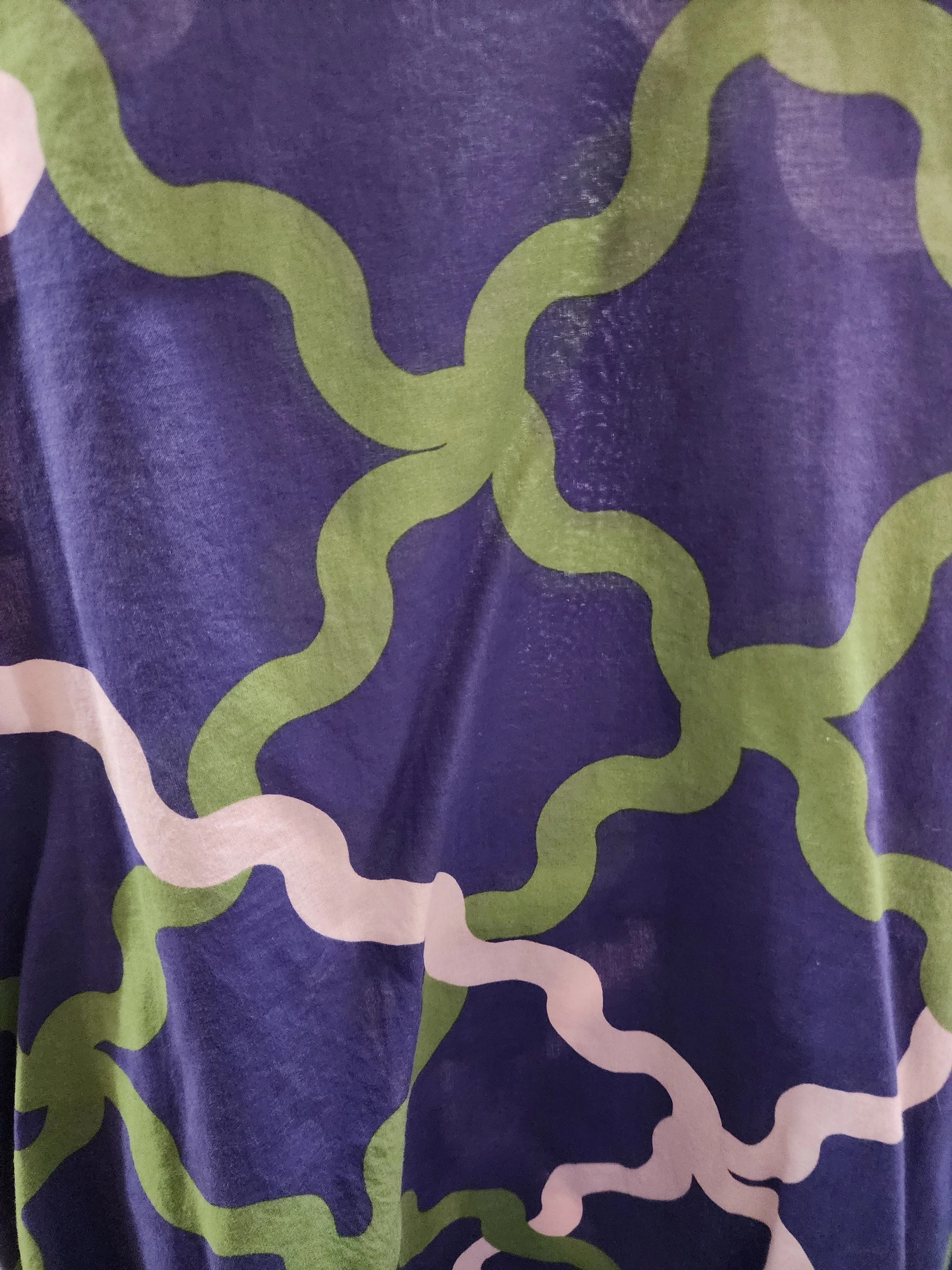 Obus purple unique print top size 0, fits 6 and 8