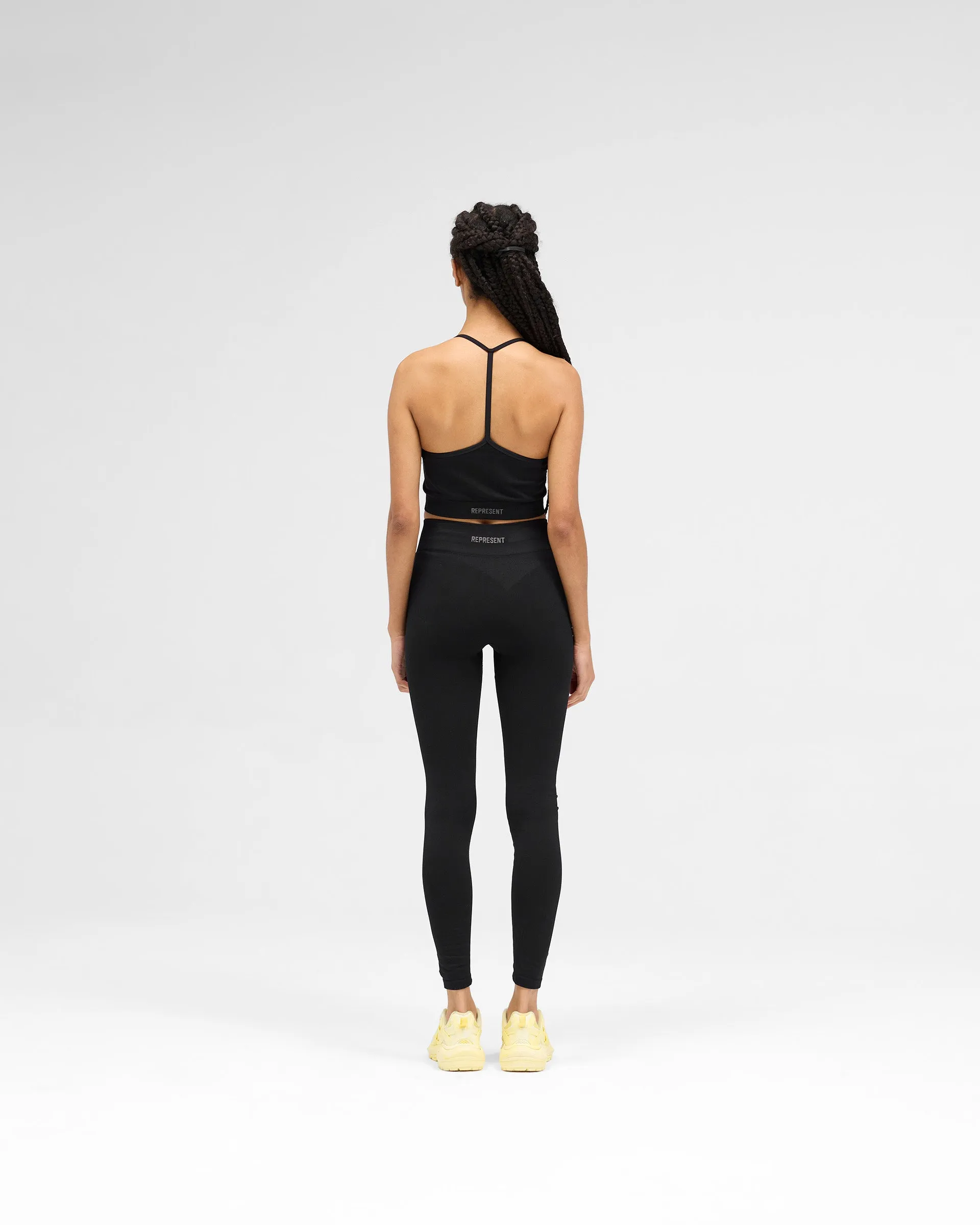 Owners Club Seamless Low Impact Bra - Jet Black