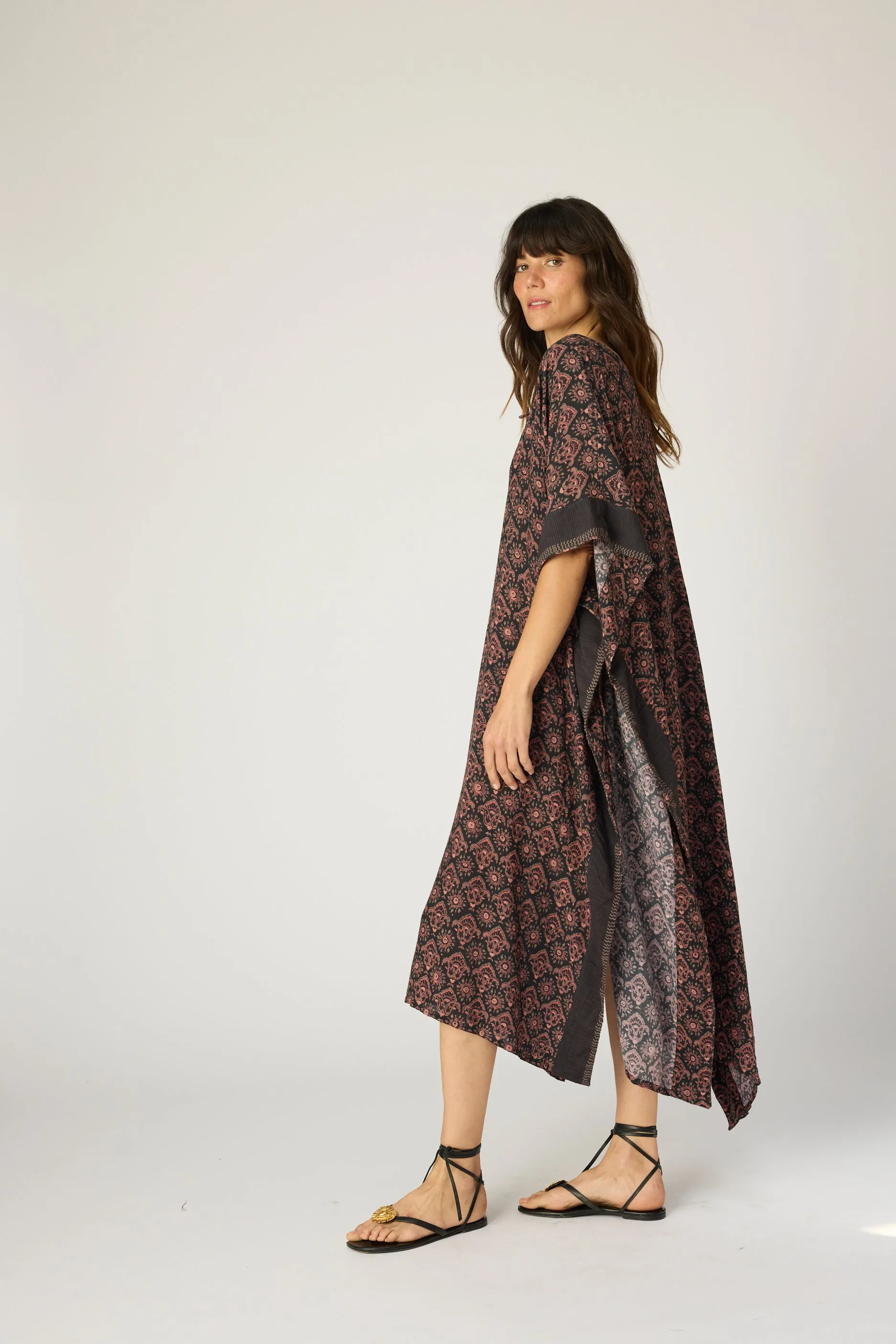 PAULINA CAFTAN