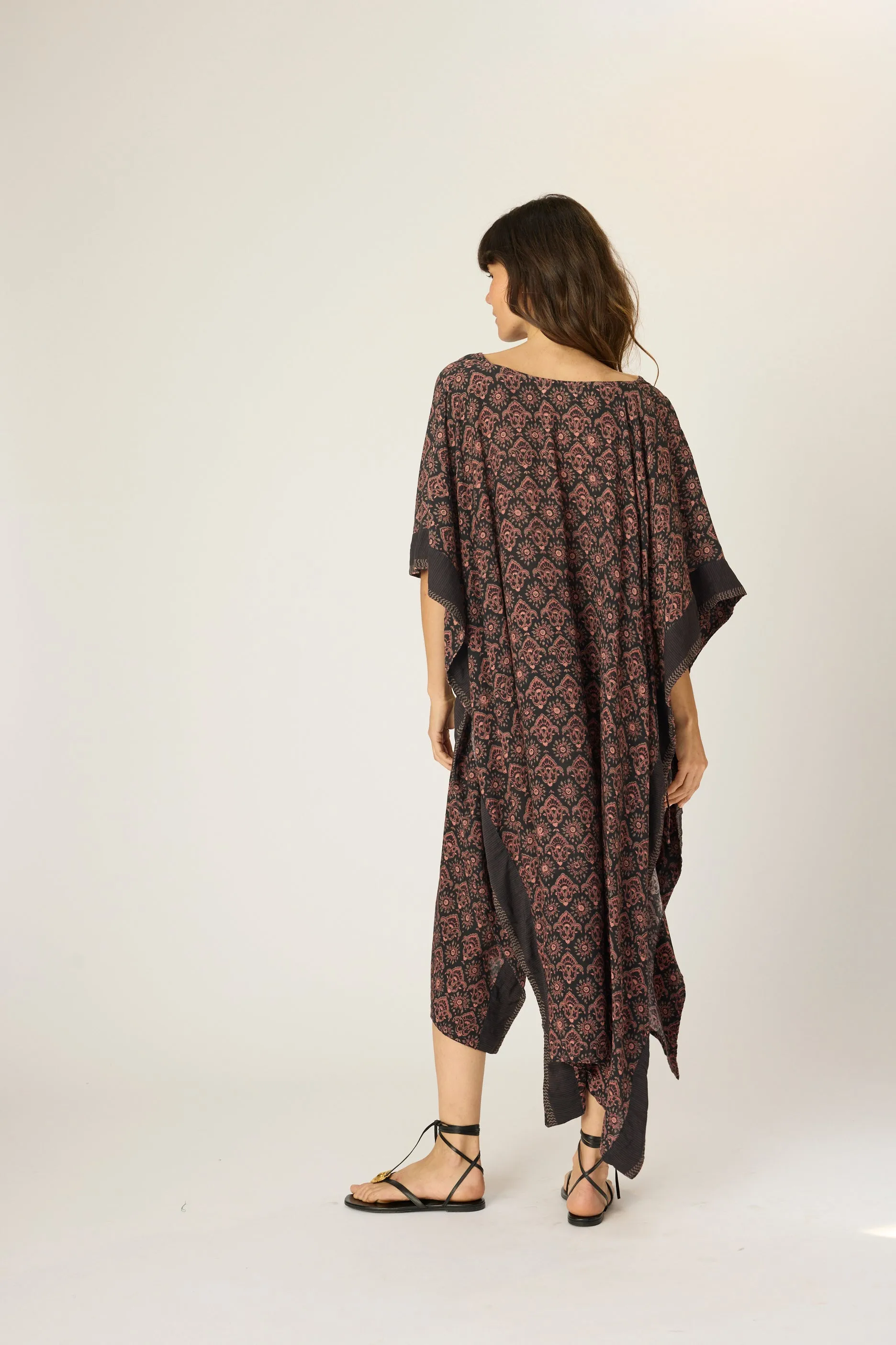 PAULINA CAFTAN