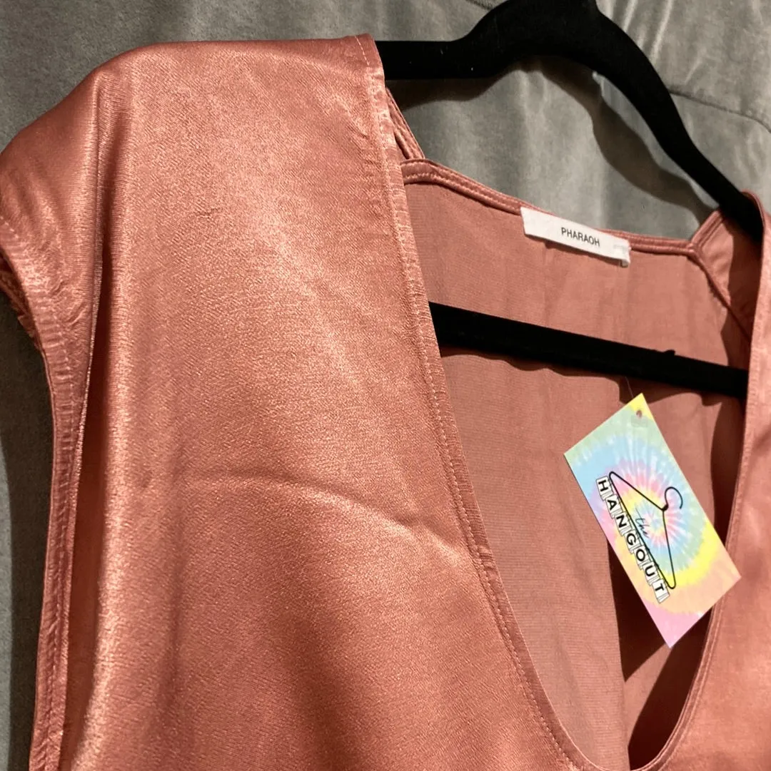 Pharaoh Sleeveless Scoop Neck Blouse