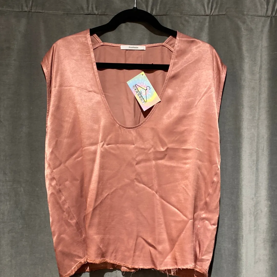 Pharaoh Sleeveless Scoop Neck Blouse