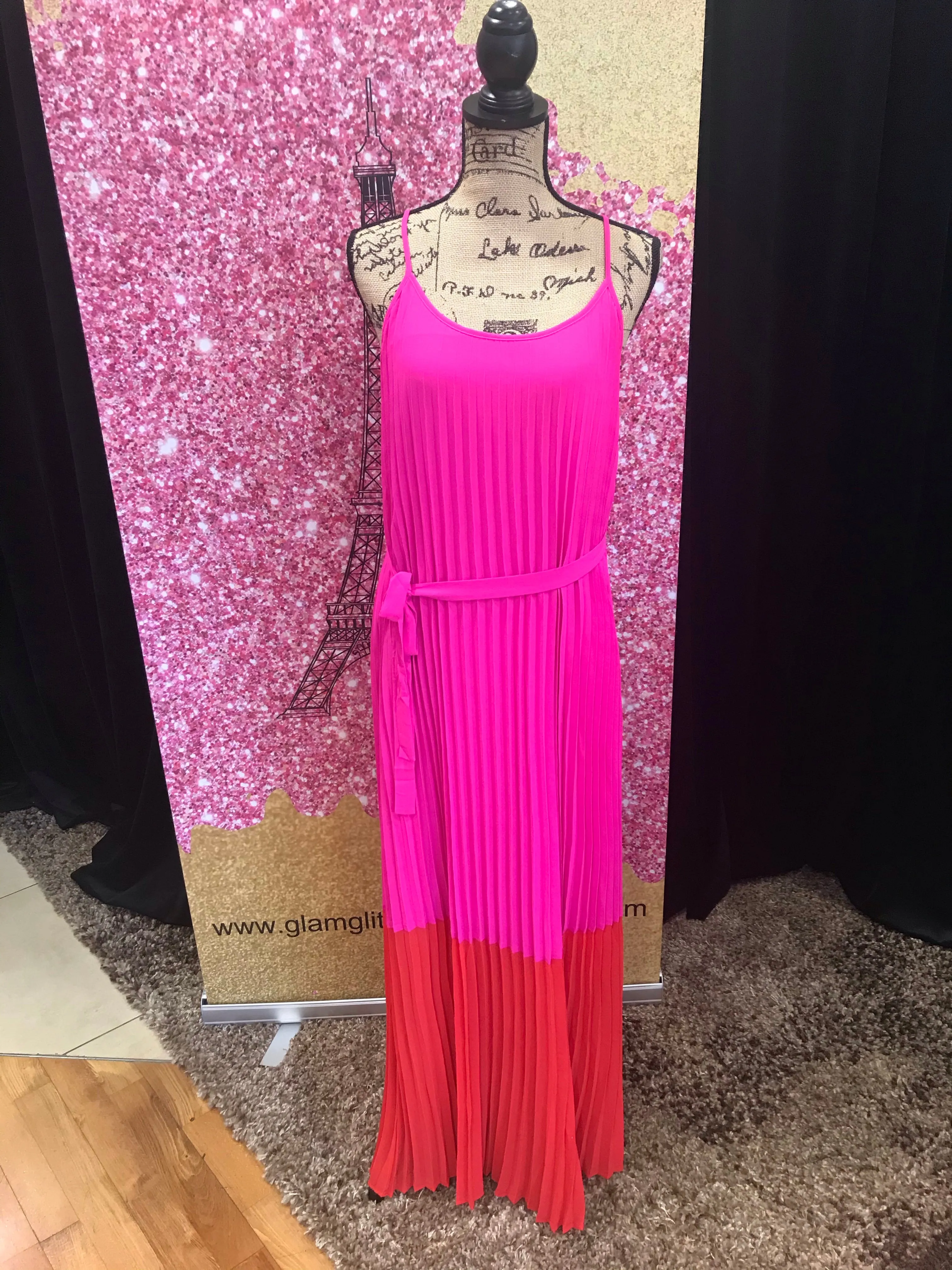 Pleated pleated color block sundress