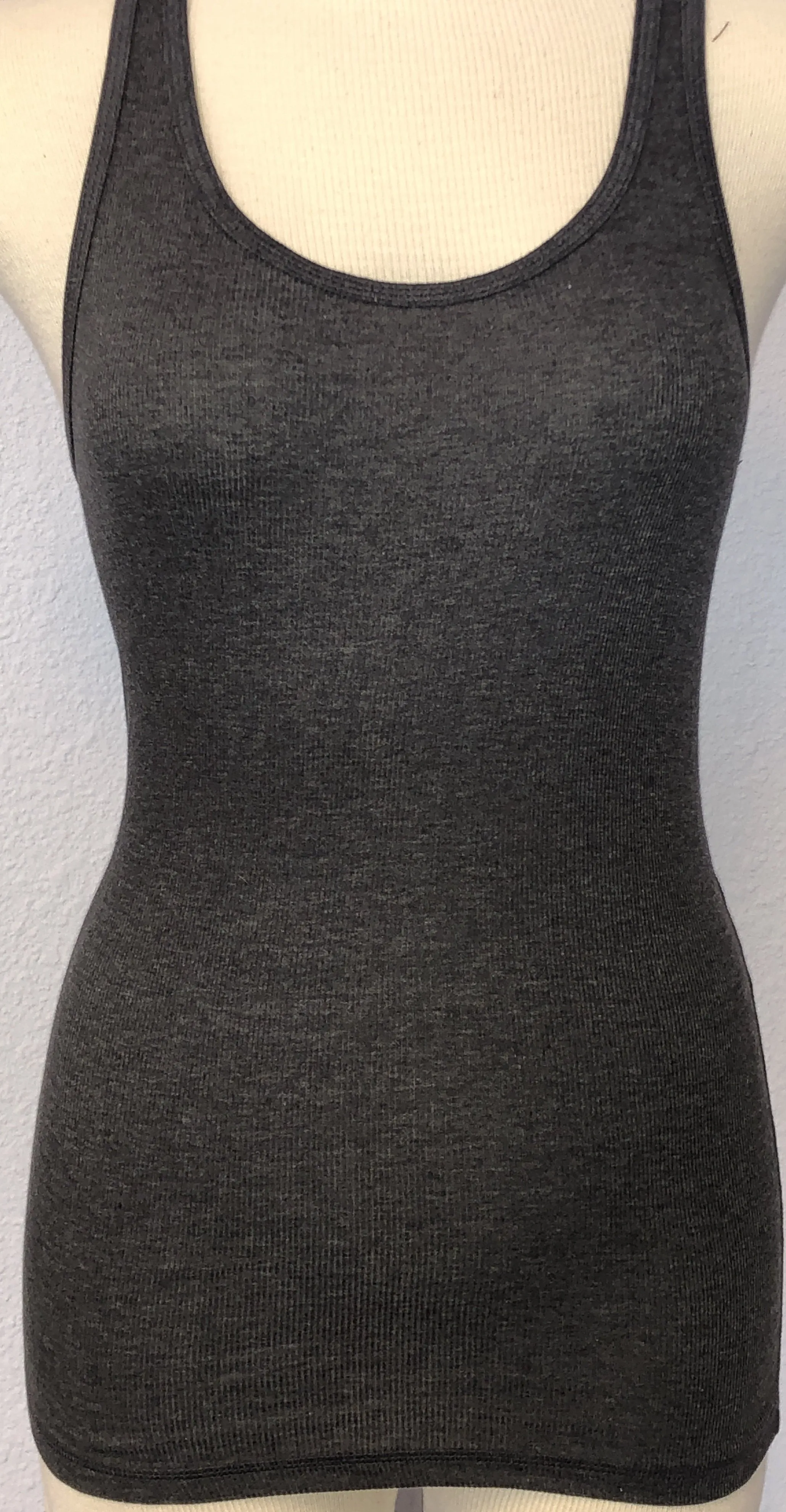 RIBBED TANK TOP