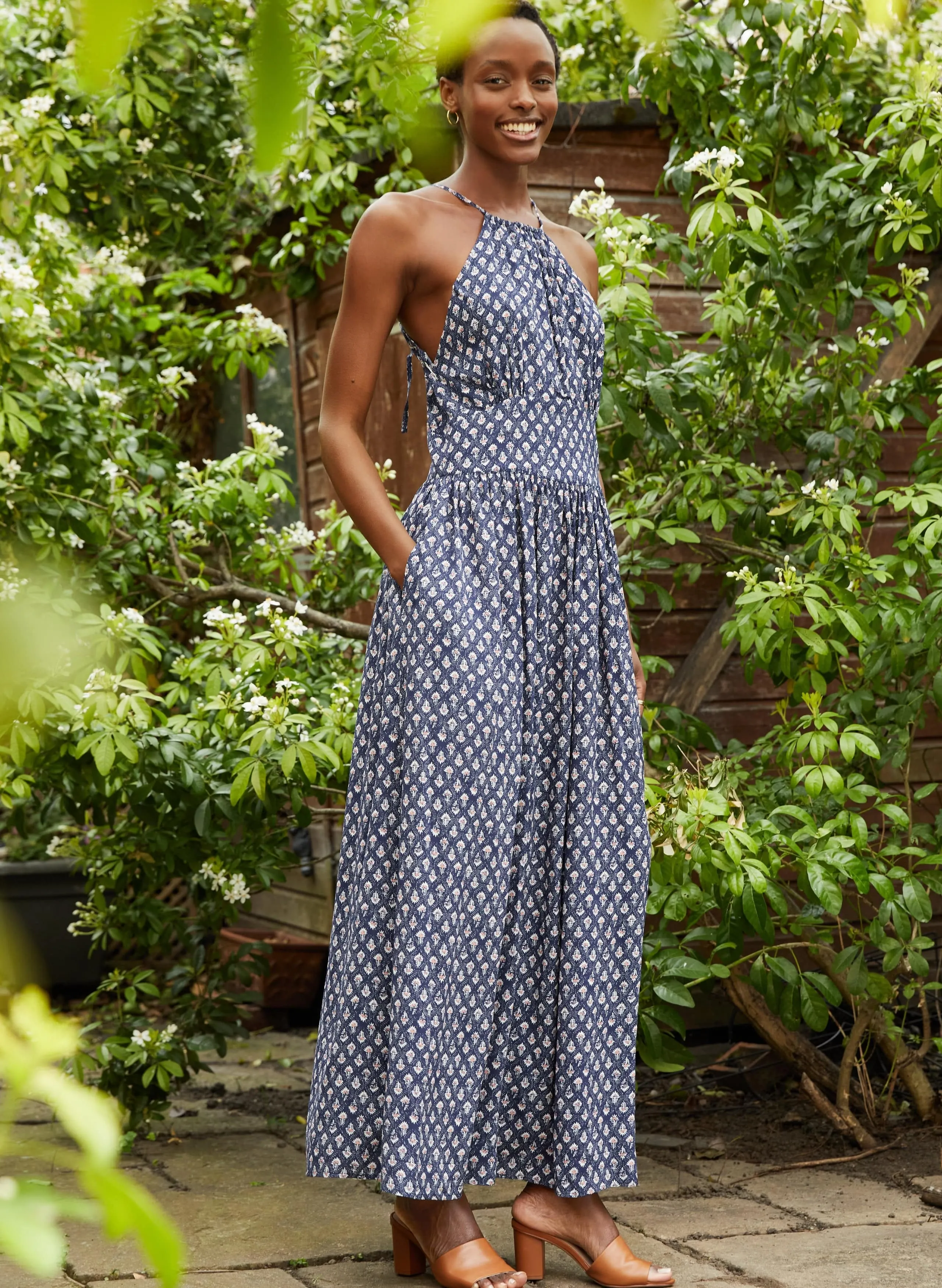 Sarai LENZING™ ECOVERO™ Dress | Indigo