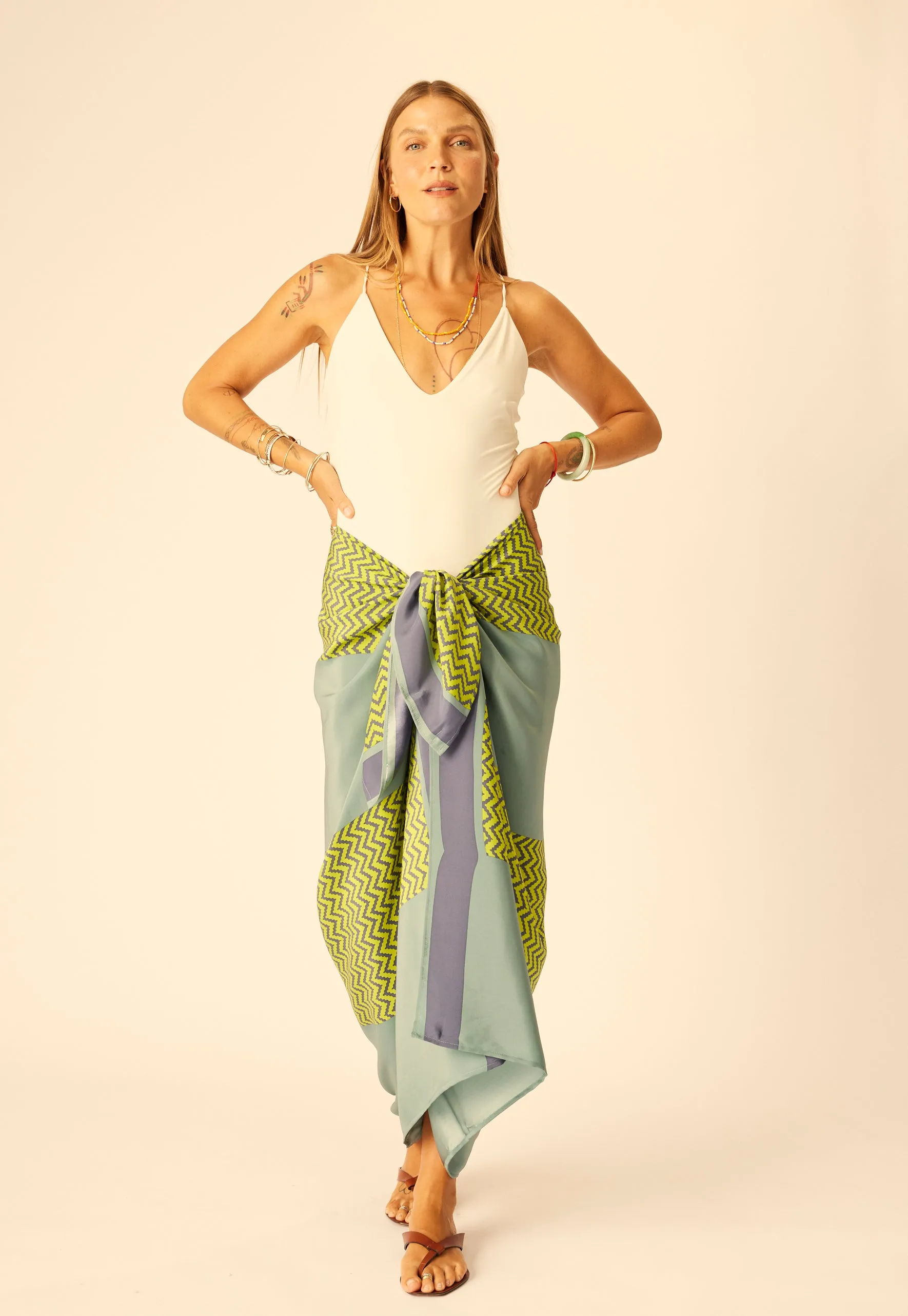 SARONG
