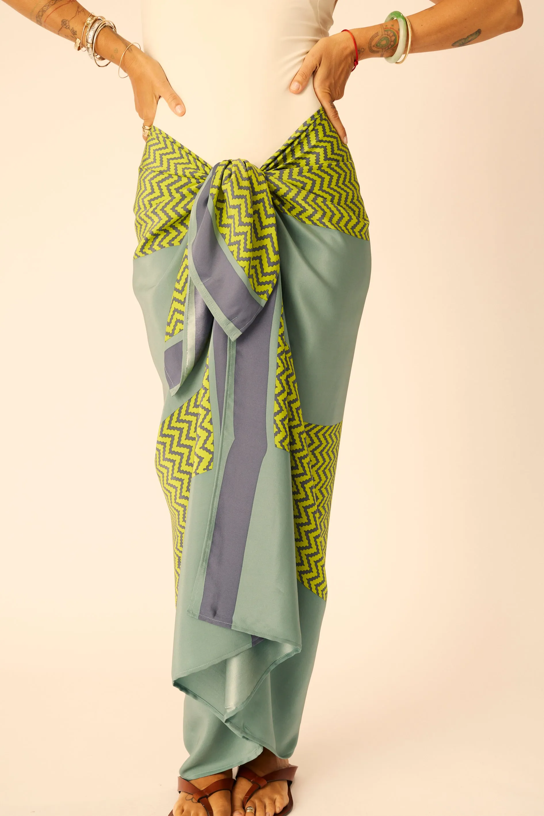 SARONG