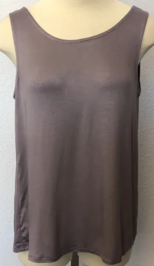 SLEEVELESS OPEN BACK TOP