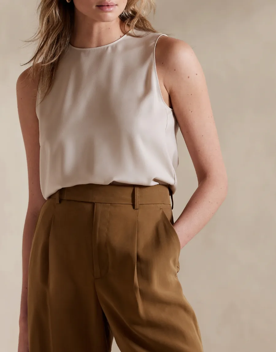 Sleeveless Shell Tank