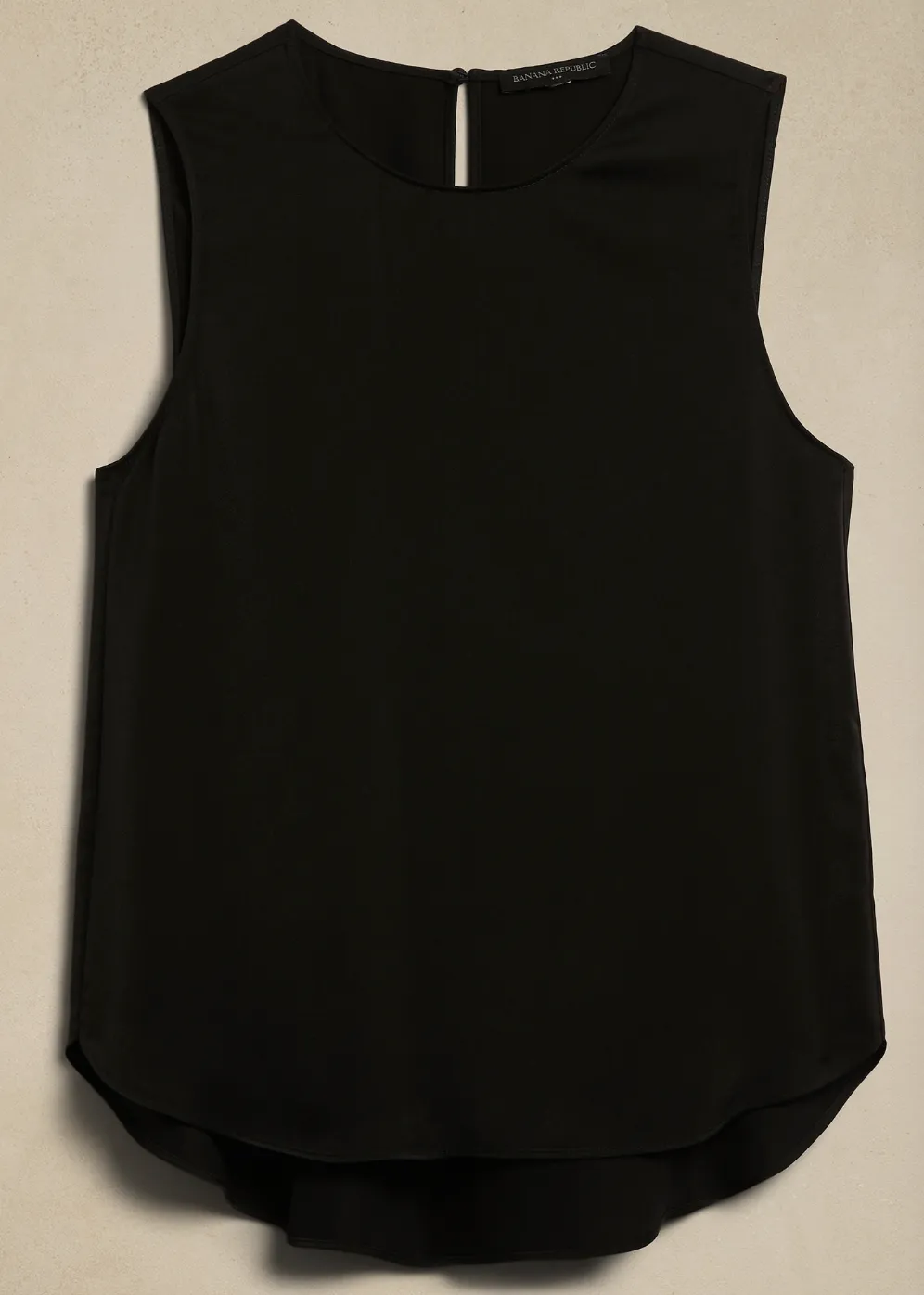 Sleeveless Shell Tank