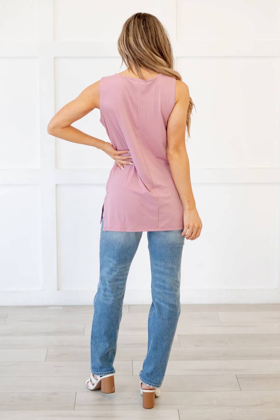 Summer Days Sleeveless Round Neck Top