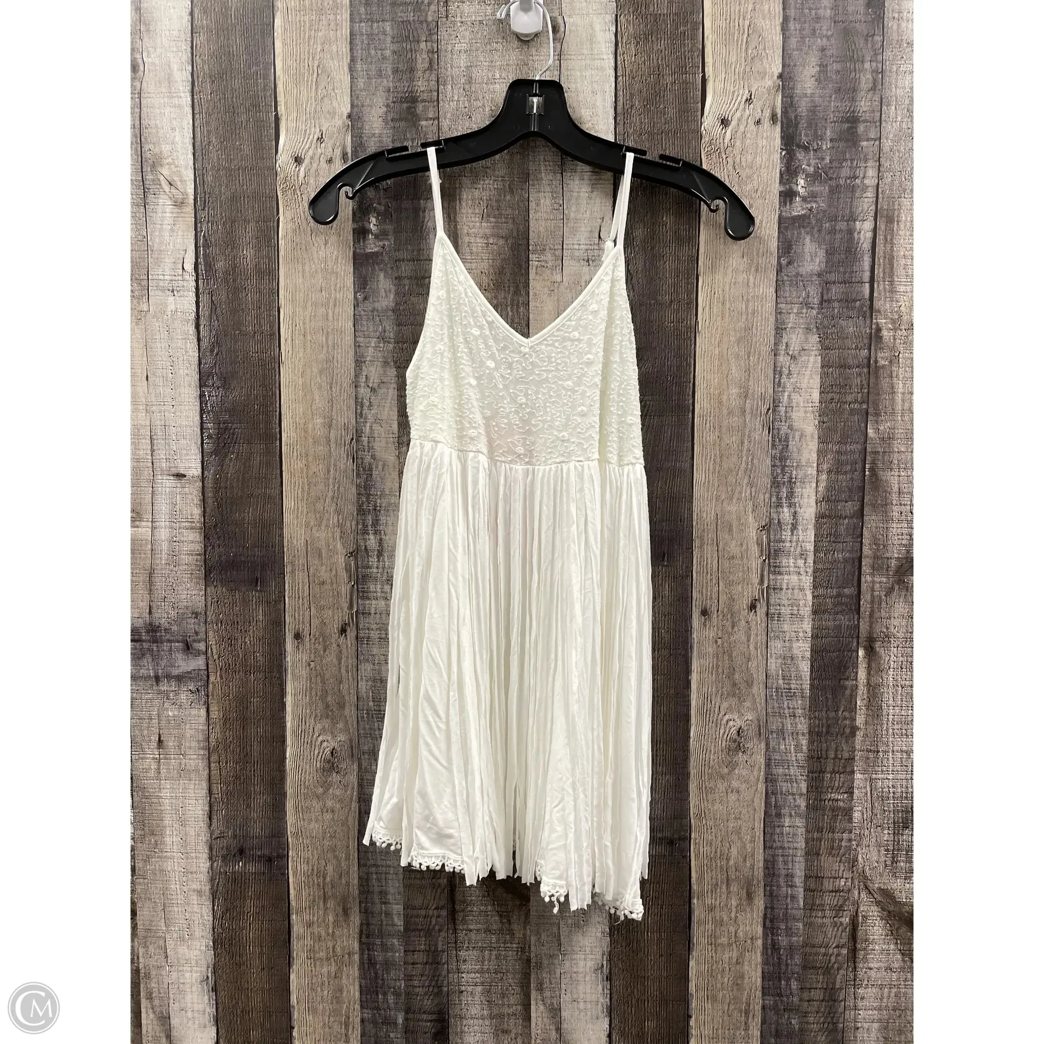 Top Sleeveless By Pol In Ivory, Size: S