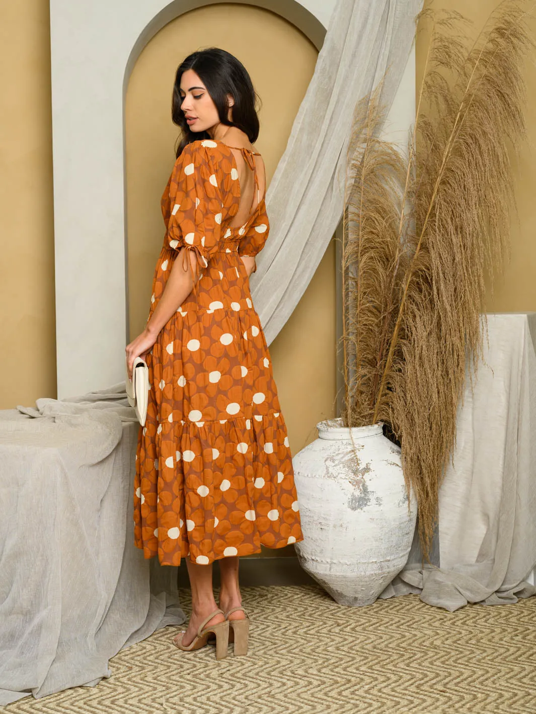 WOMEN'S SHORT SLEEVE TIERED FLORAL MAXI DRESS