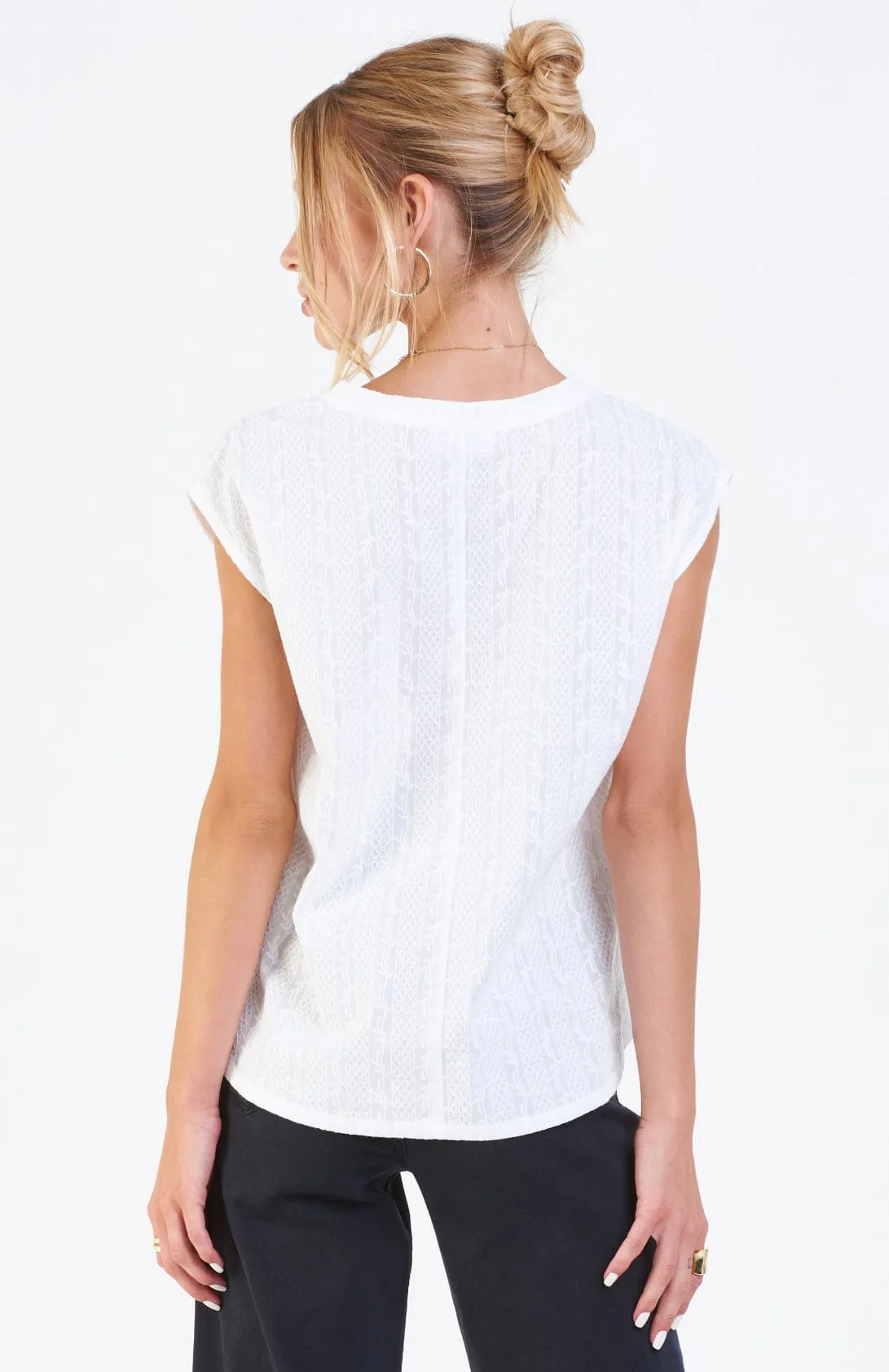 Yanis - White Lace
