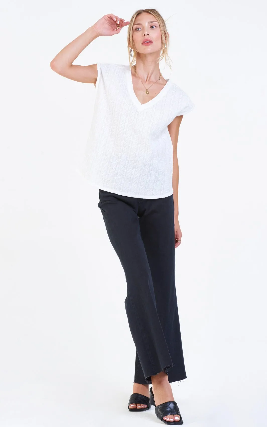 Yanis - White Lace